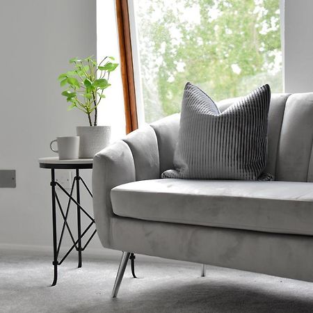 Stylish One Bed Apartment Near Cotswolds Raf Carterton Zewnętrze zdjęcie
